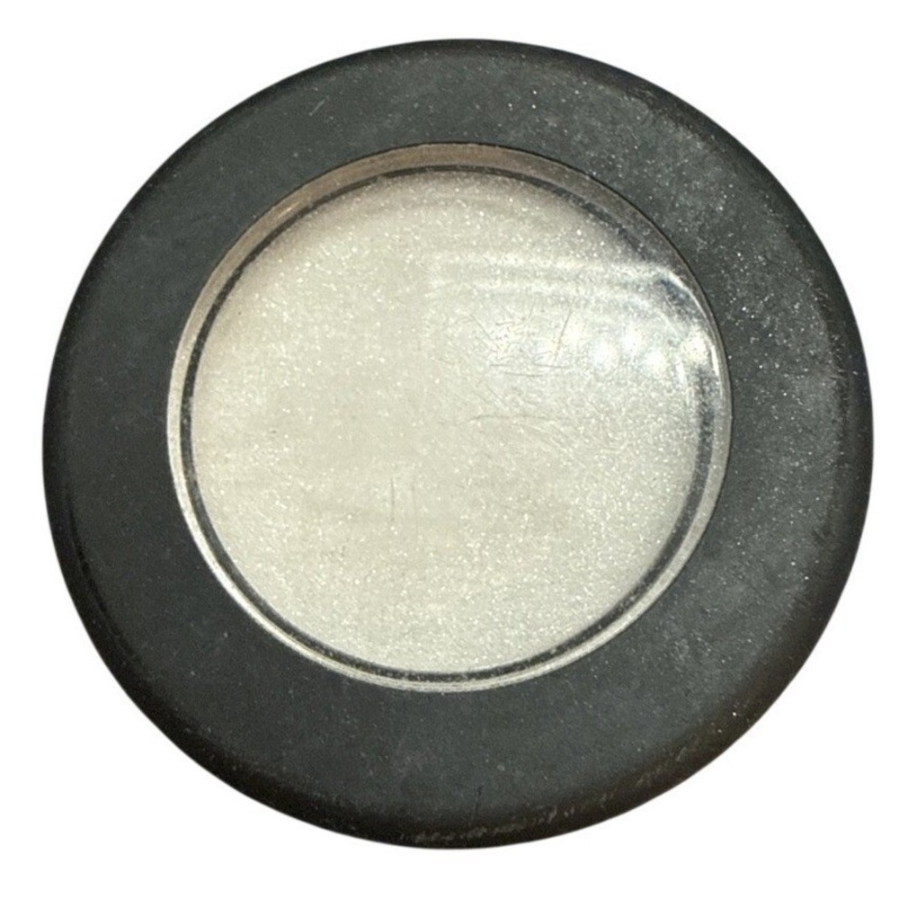 Scent-Sations Bella Beauty Eye Shadow 2 g. Pearl MK00207 NEW OPEN BOX